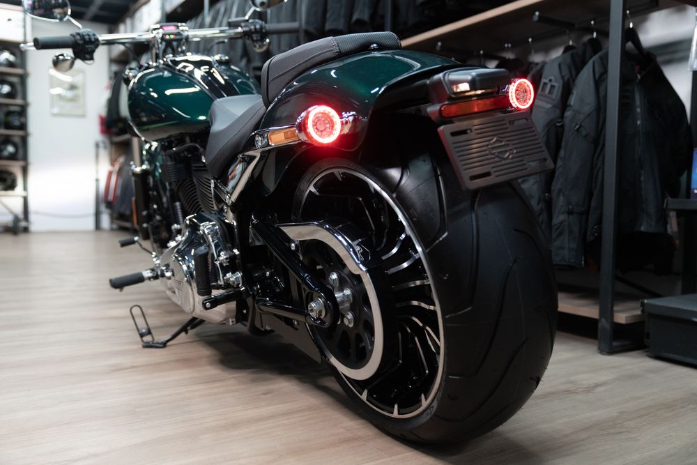 Breakout 117 Alpine Green, 2024 Пробег: 1 км