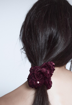 STRADIVARIUS Набор из 2 бархатных резинок для волос с пайетками, черный