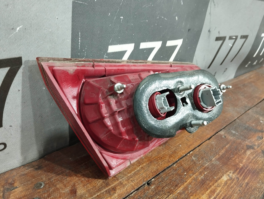 Фонарь задний правый Mitsubishi Lancer 10 X 07-10 Б/У Оригинал 8330A476