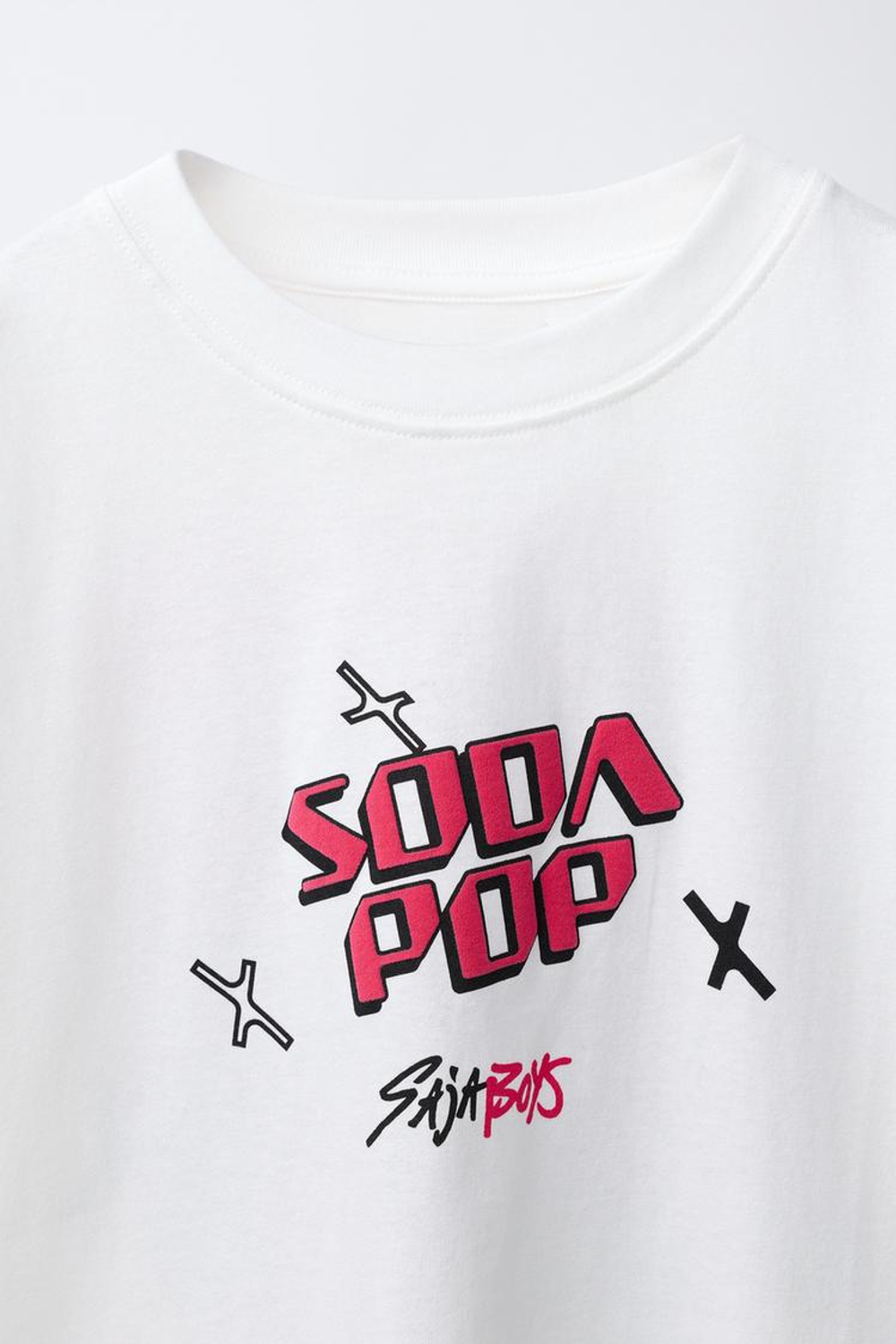 ZARA ФУТБОЛКА KPOP DEMON HUNTERS™ NETFLIX © С ПРИНТОМ, БЕЛЫЙ