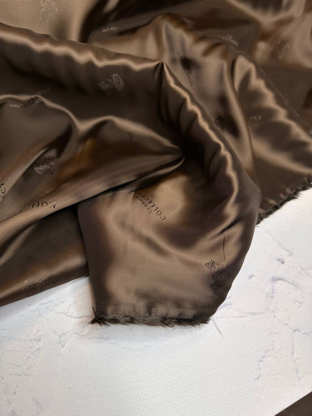 Вискоза жаккардовая подкладочная (Versace Collection, 100%вискоза, Шоколадный коричневый/логотип и надпись бренда, 138, 100 гр/м2)