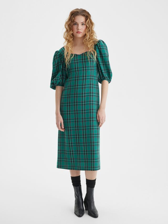 Платье с фигурным лифом и объемными рукавами в клетку