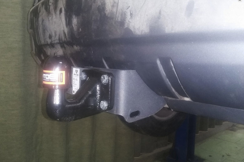 Фаркоп на Kia Mohave 2009-2016. Необходима подрезка бампера. Тип шара: A. Нагрузки: 1500/75 кг, KI 21