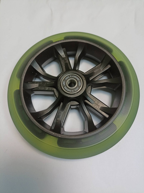 Колесо Comfort 145 light green ABEC - 9, LED-подсветка (10013160/100722/3343088, Китай)