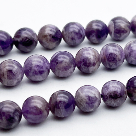 Аметист бусины, диаметр около 10,2-10,5 мм, цена за 9 шт (1/4 нити)
