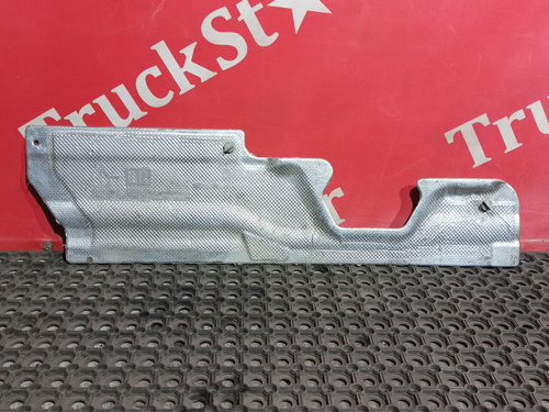 Шумоизоляция двигателя правая 2018г.