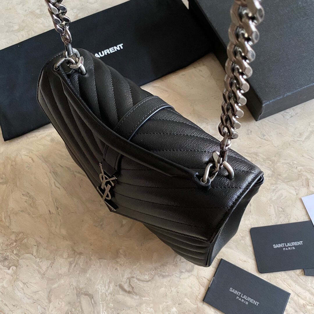 Yves Saint Laurent College 24 cm