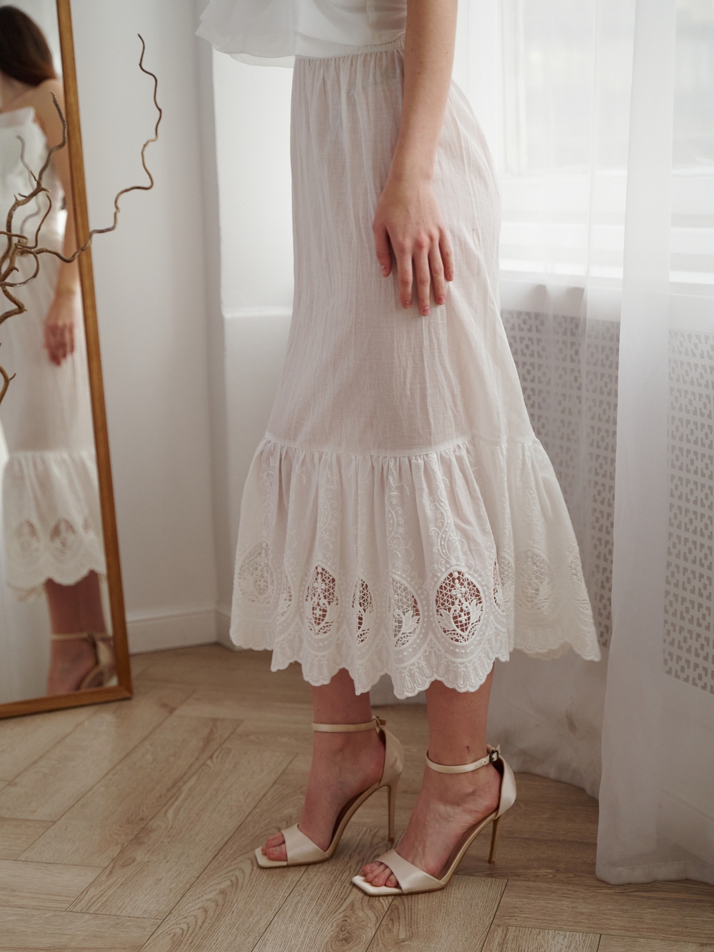 Подъюбник длинный