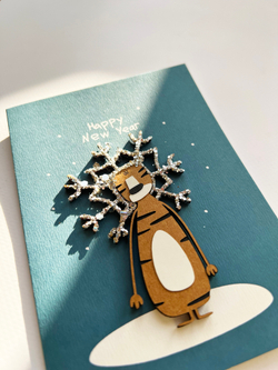 Открытка с деревянным элементом «Happy New Year» тигра со звездой, 13,5 × 9,5 см