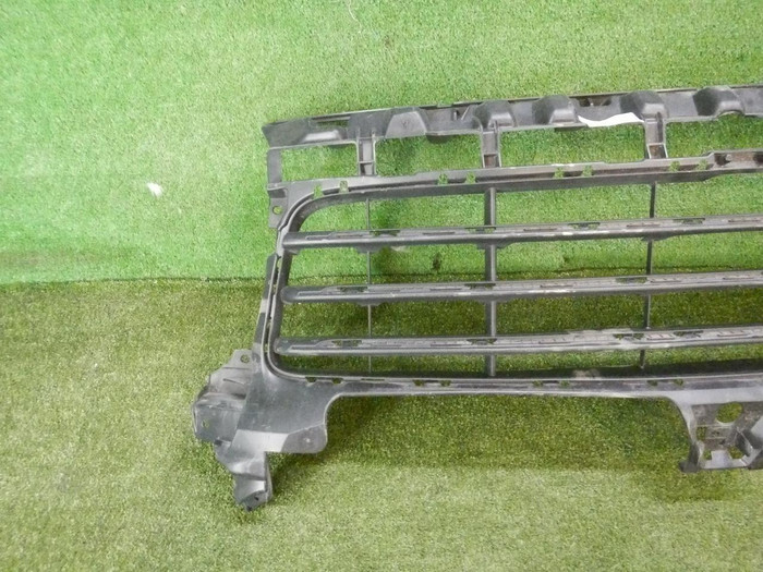 Решетка переднего бампера Porsche Cayenne 3 17-23