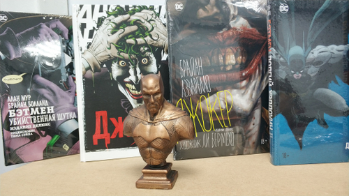 Бюст Бэтмана