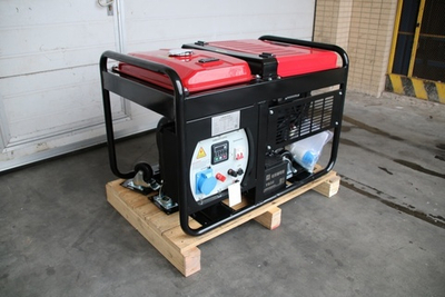 Бензиновый генератор 15 кВт АМПЕРОС LT17000E