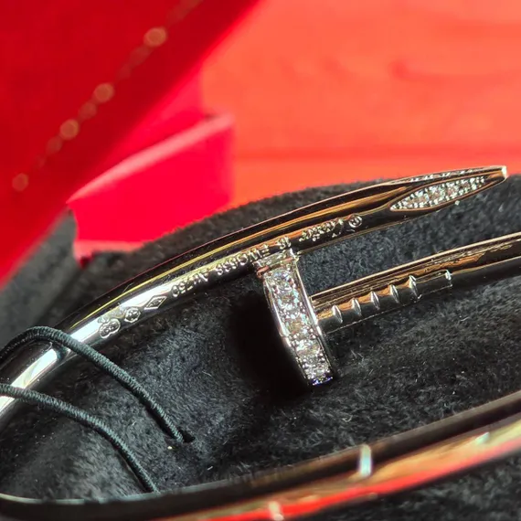 Браслет женский CARTIER JUST UN CLOU, золото 18 карат