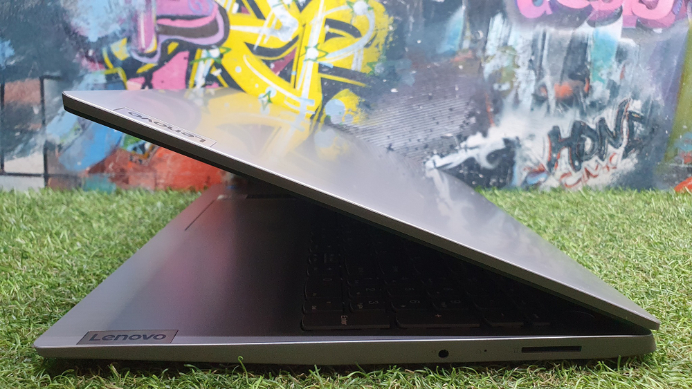 Ноутбук Lenovo Celeron/8Gb/IdeaPad 3 15IGL05 81WQ001KRU/Windows 10