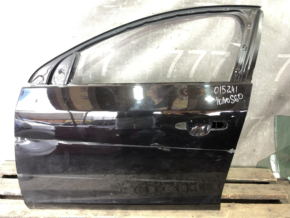 Дверь передняя левая Volvo S60 2 10-18 Б/У Оригинал 31424603