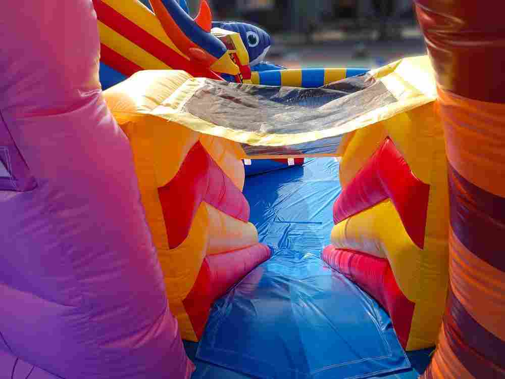 Наземный аквапарк с бассейном «Аквасфера», 20×17×7 м