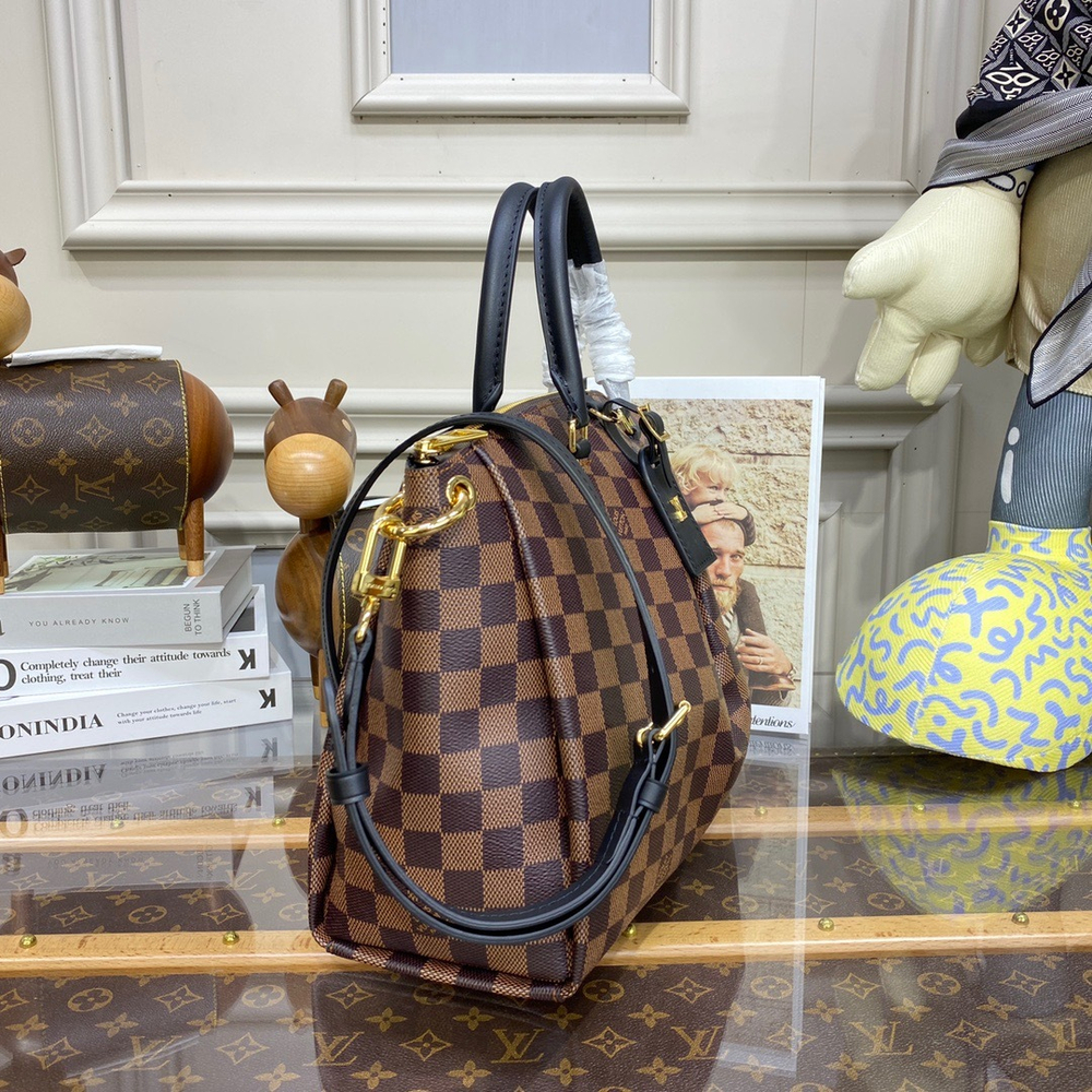 Louis Vuitton Odeon Tote MM