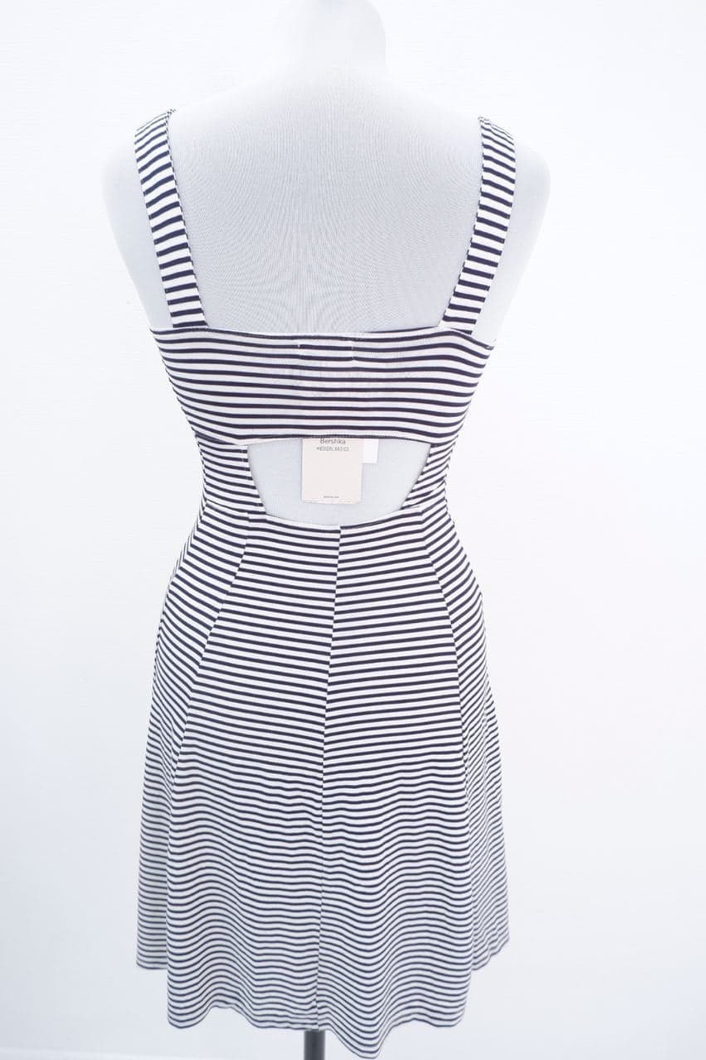 Сарафан BERSHKA 44 размер, новый