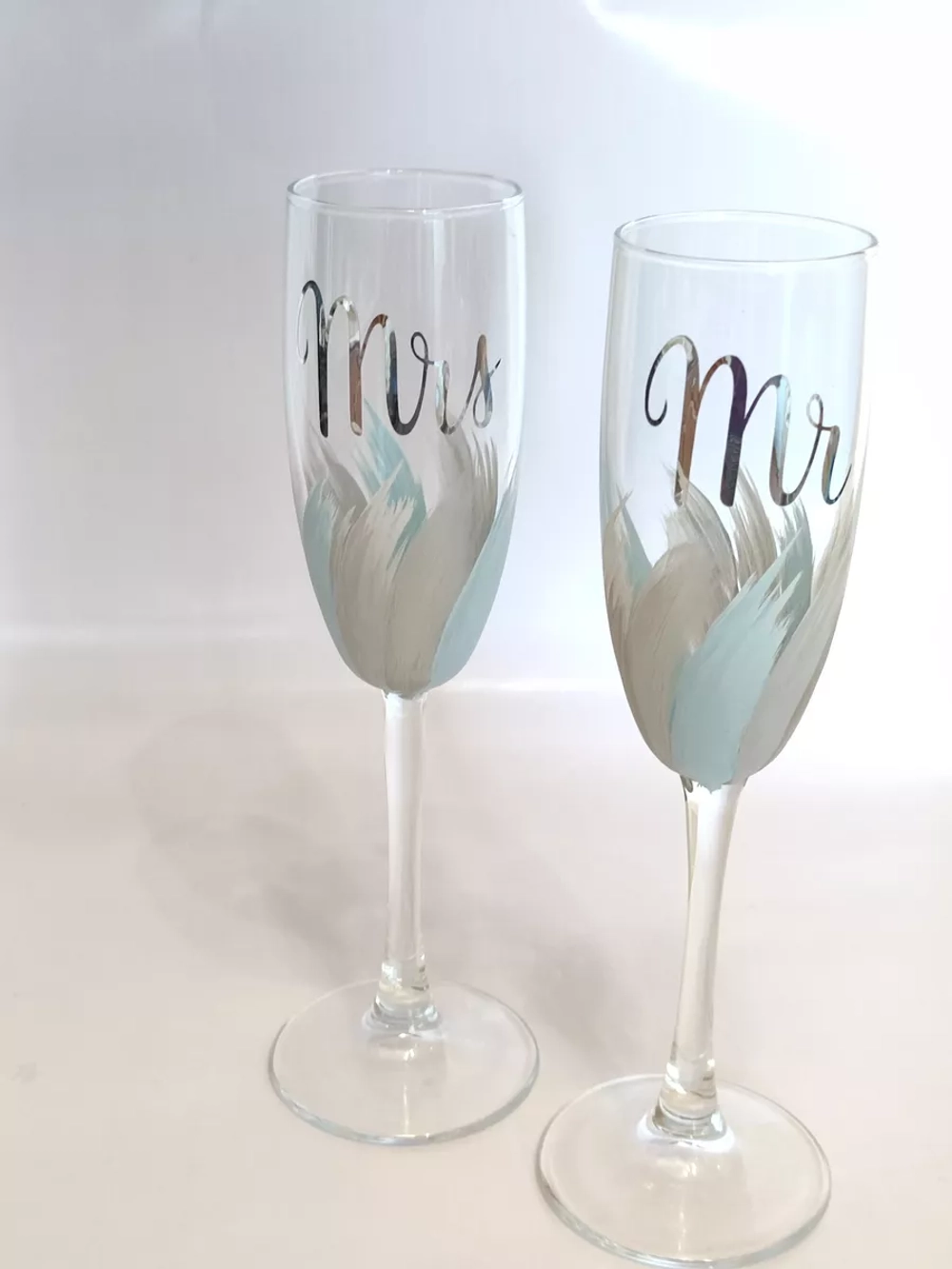 Свадебные бокалы  для молодоженов. Фужеры для шампанского.