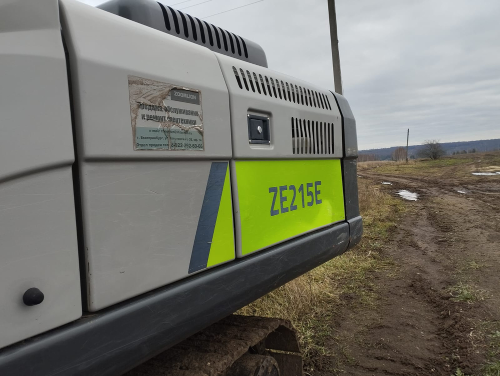 Zoomlion ZE215 Экскаватор ZE215E (Дизельный, 5,9 л, 152 л.с., АТ)