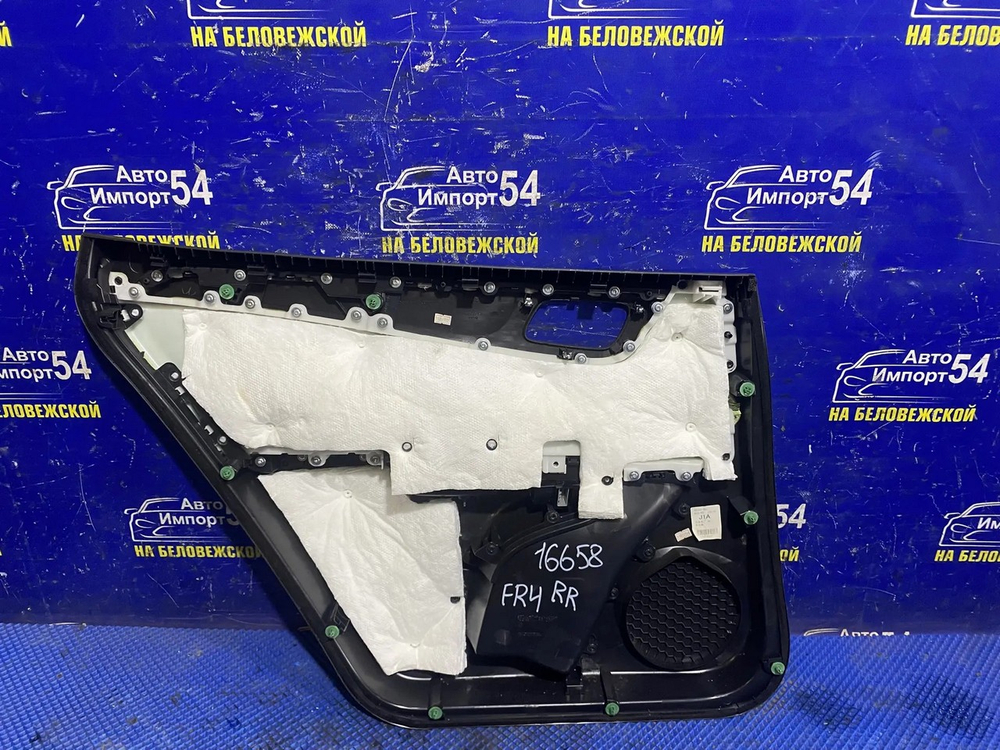 Обшивка двери Honda JADE 2015-2018