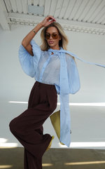 Блуза с рукавами-буфами и бантом