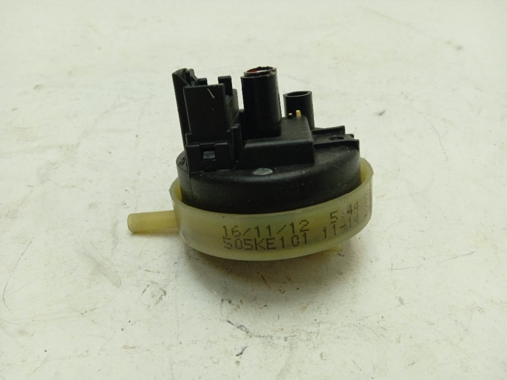 IWSE6125 кт128 Датчик уровня воды для стиральной машины Indesit IWSE6125 б/у