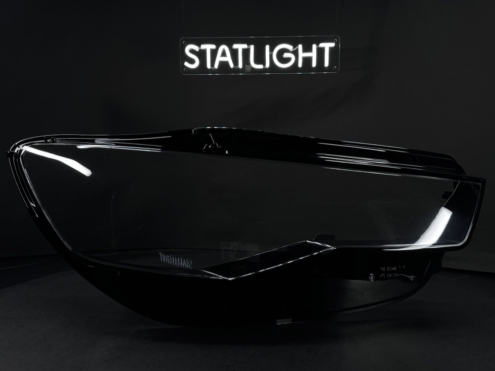 Правое стекло фары AUDI A6 C7 2014-2018 рест