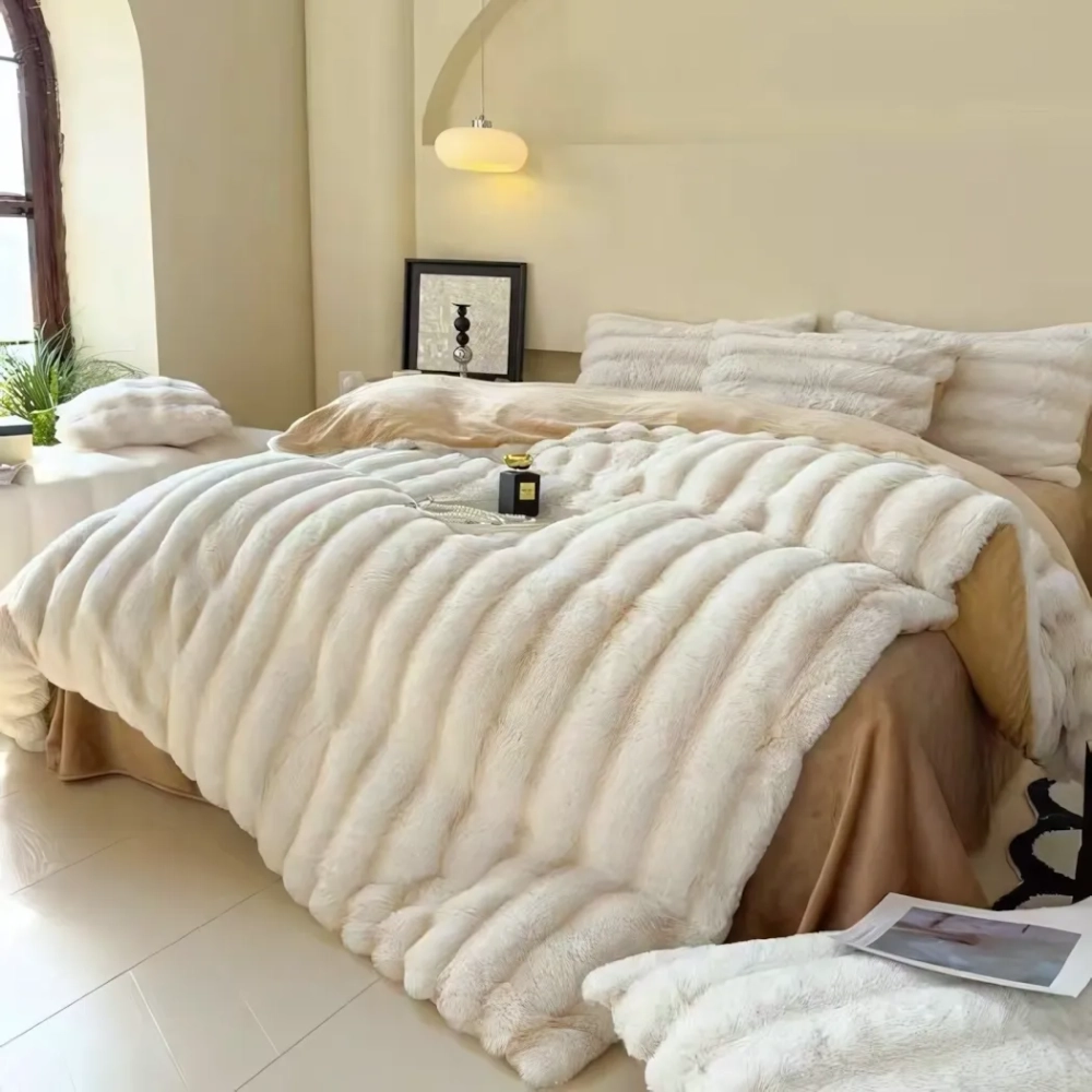 Плед 200*230 см «RABBIT», двусторонний, цвет молочный