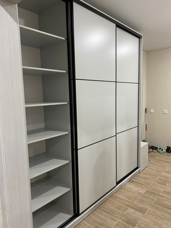 ШКАФЫ НА ЗАКАЗ ЛЮБОГО  РАЗМЕРА