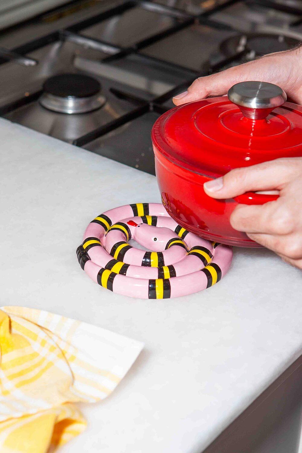 Подставка под горячее Snake, розовая