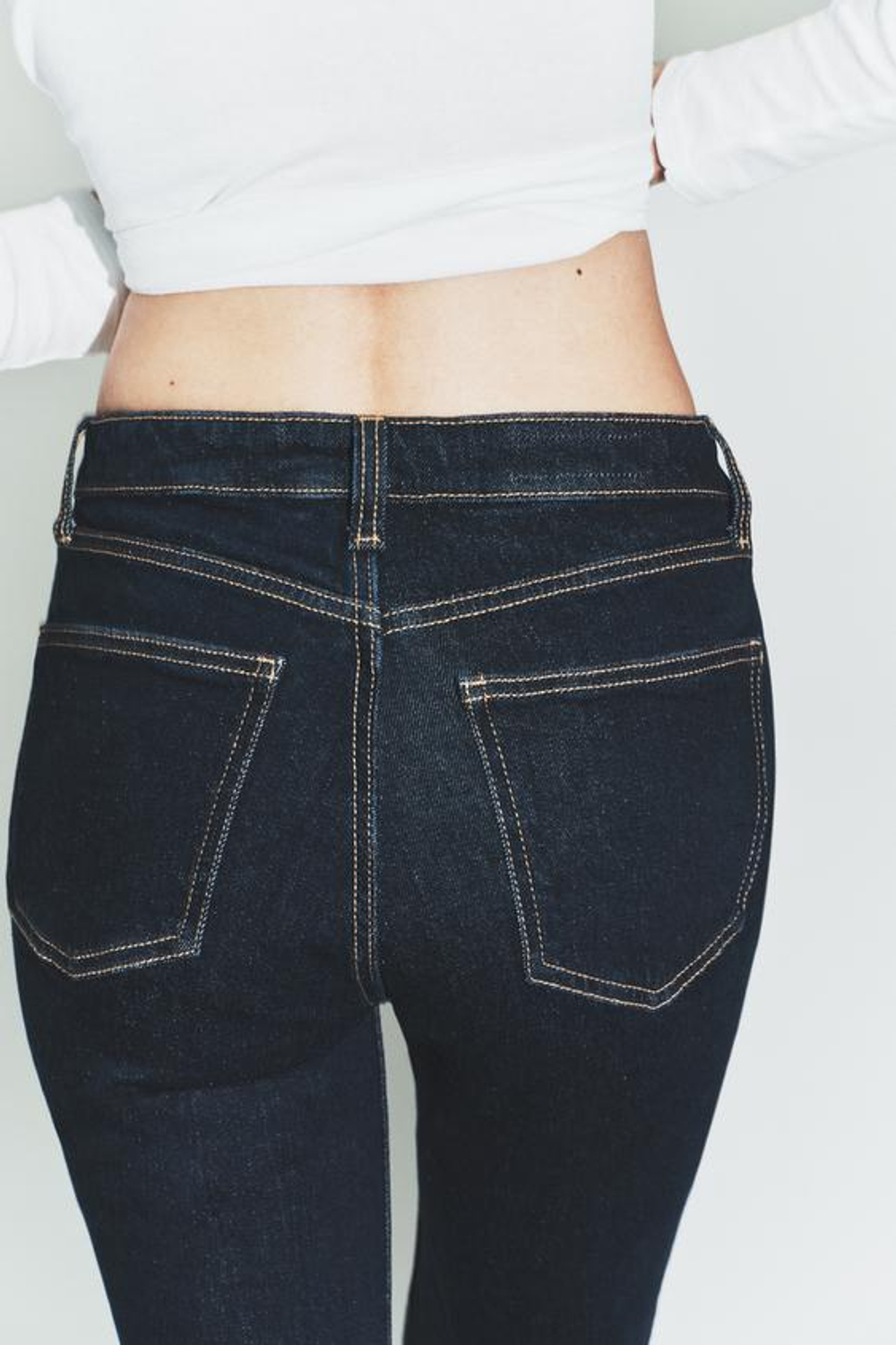 ZARA ДЖИНСЫ TRF CROPPED FLARE С ВЫСОКОЙ ПОСАДКОЙ, ТЕМНЫЙ ИНДИГО