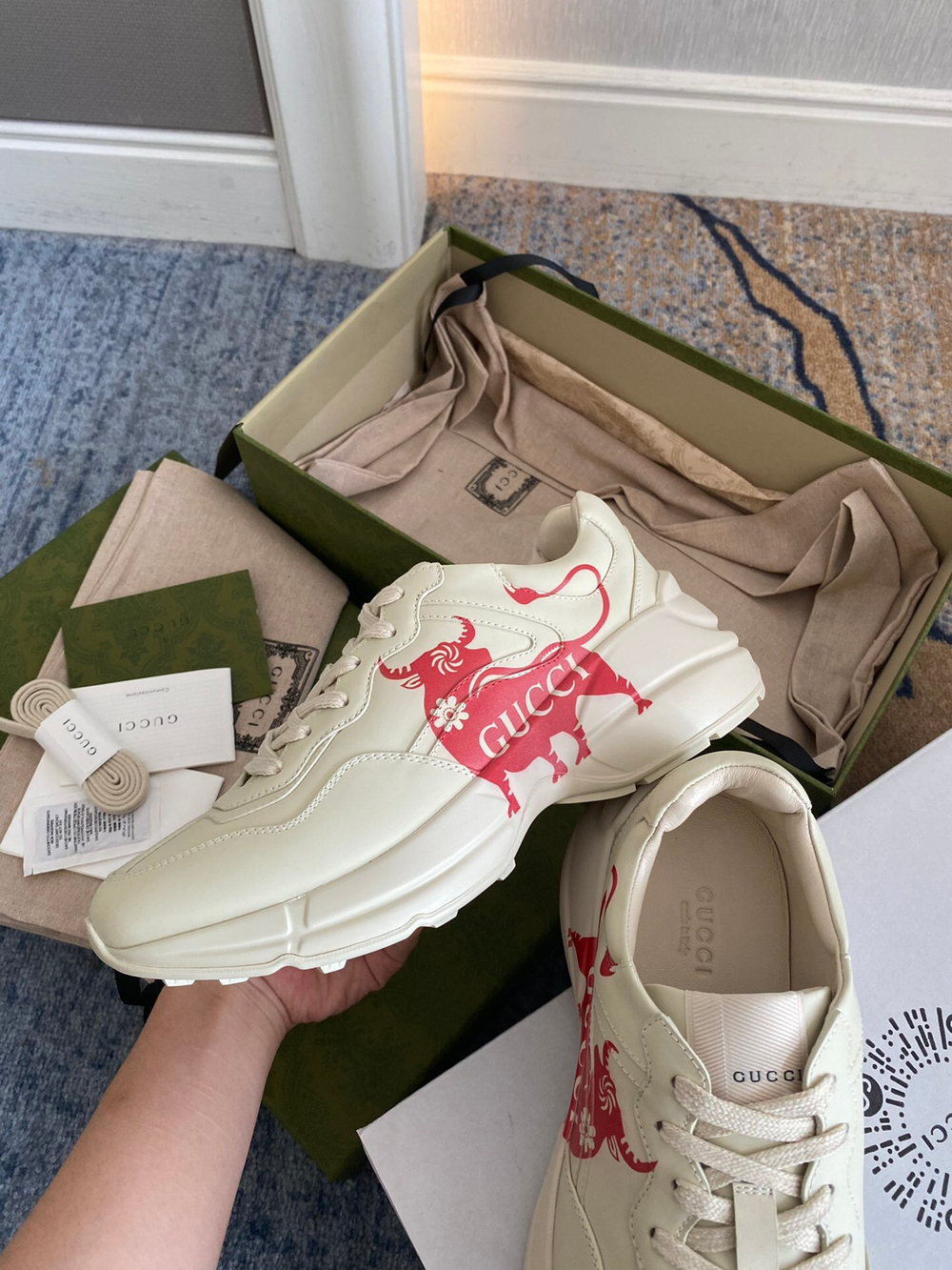 Gucci Rhyton Sneaker