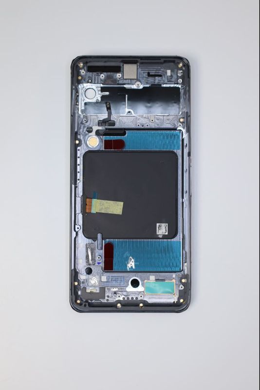 Задняя крышка в сборке с рамкой (Средняя часть корпуса) для Google Pixel 8 Pro черная (Obsidian)