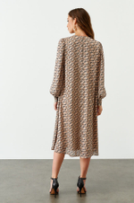 51417 Платье женское (песочный принт)
