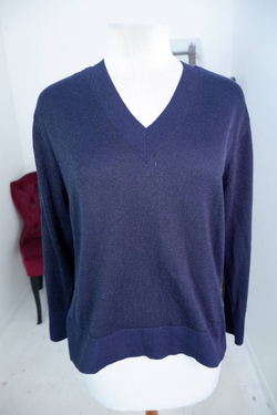 Джемпер H&M с переливающейся ниткой, маркировка S, визуально 44 размер