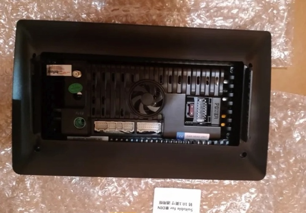 Магнитола для Lada Granta 2011-2018 (в отсек 1DIN) - FarCar BM9-9684 монитор 9" QLED на Android 13, TS10, 4Гб+32Гб, CarPlay, 4G SIM-слот