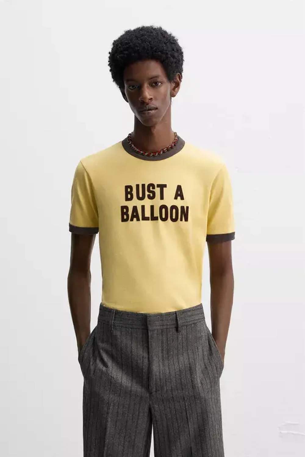 ZARA Х HARRY LAMBERT ФУТБОЛКА С КОНТРАСТНОЙ НАДПИСЬЮ, ГОРЧИЧНЫЙ