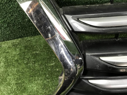Решетка радиатора Lexus GX 2 (2013-2019)
