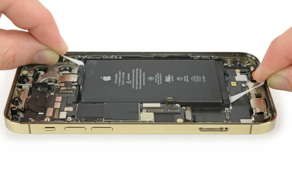 Устранение ошибки при замене аккумулятора на iPhone 12 Pro