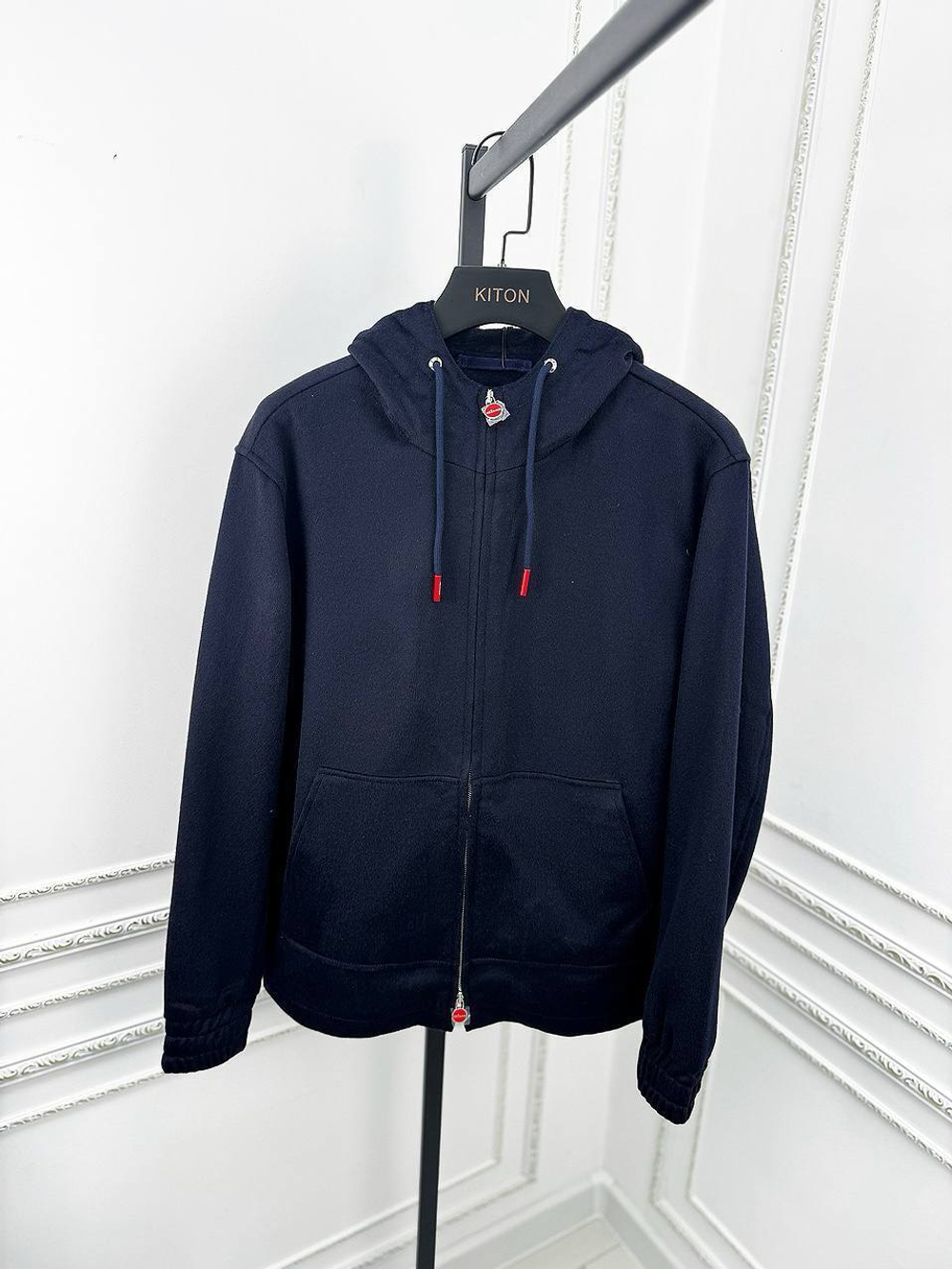 Прогулочный костюм Kiton