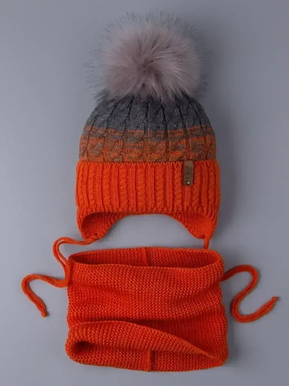 Шапка для мальчика зимняя вязаная и снуд