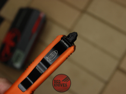 Нож Microtech Ultratech Helhound H/E - оранжевая рукоять, черный клинок RK-363