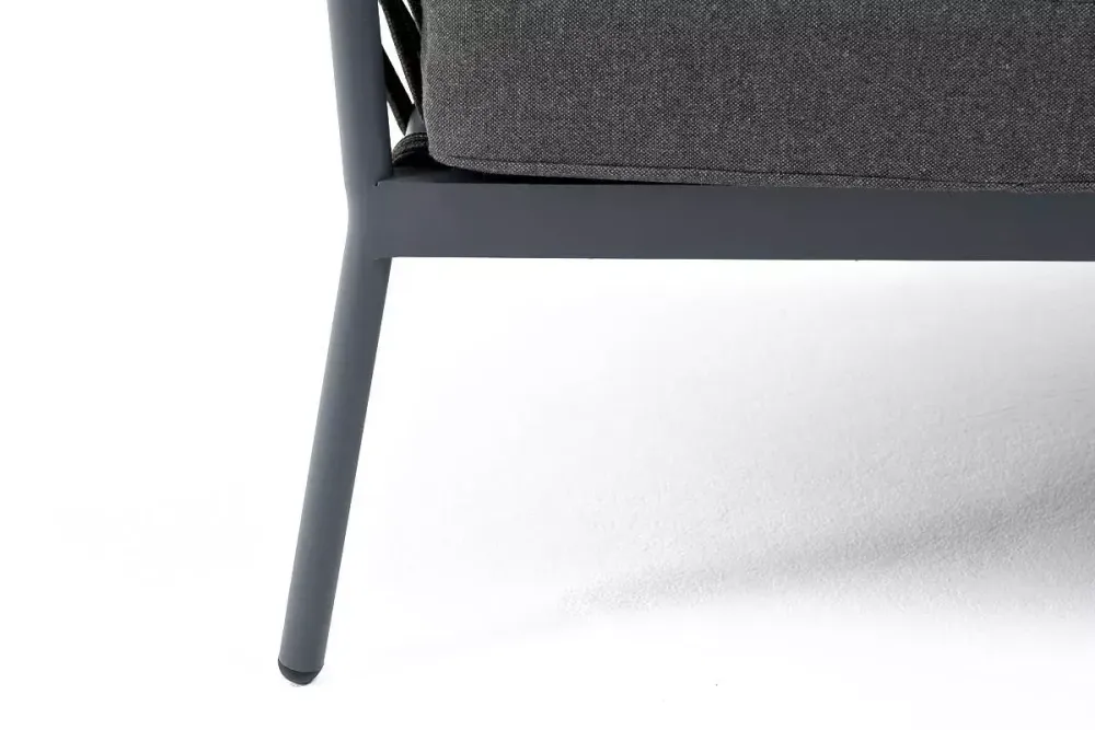 "Диего" диван 2-местный плетеный из роупа, каркас алюминий темно-серый (RAL7024) муар, роуп темно-серый круглый, ткань темно-серая 027