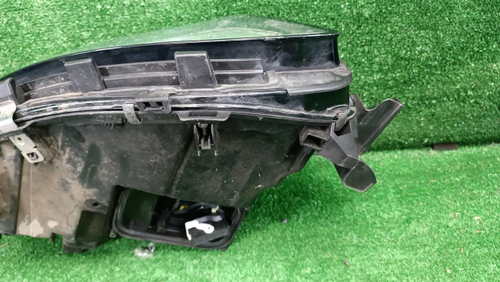 Фара правая Mercedes GLE W166 (2015-2018) LED