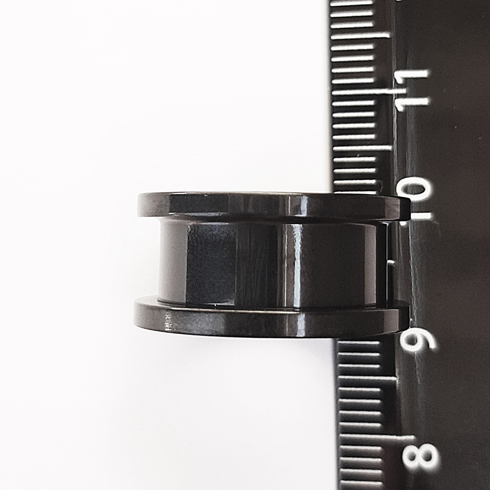 Тоннель диаметр 18 мм для пирсинга ушей (медицинская сталь). Титановое покрытие. Черная 1 штука