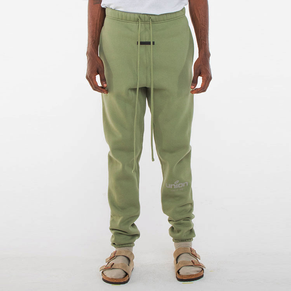 Штаны Fear of God Essentials x Union LA FW21 Vintage Sweatpant Green Logo, FOG-FW21-089