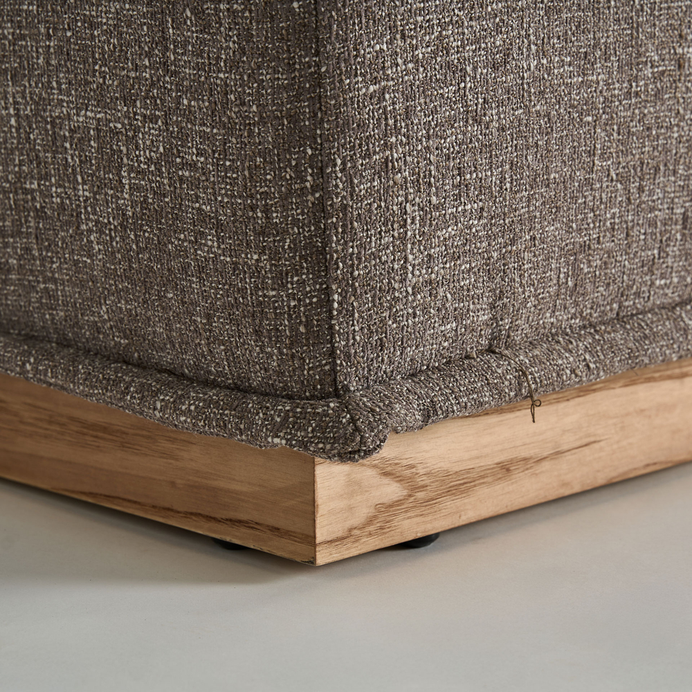 Современный пуф Aspach