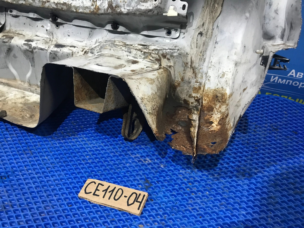 Планка под стоп TOYOTA COROLLA 1996