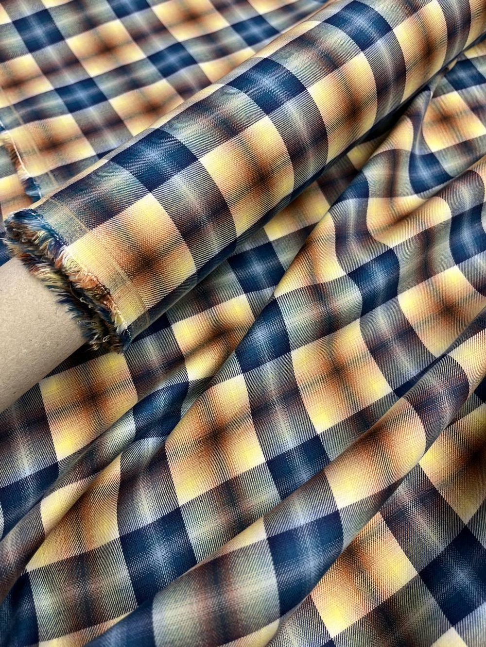 Хлопок с лиоцеллом Canclini в разноцветную клетку